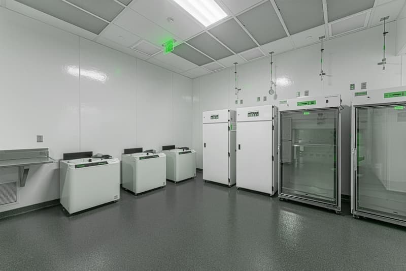 Cleanroom Furniture and Construction